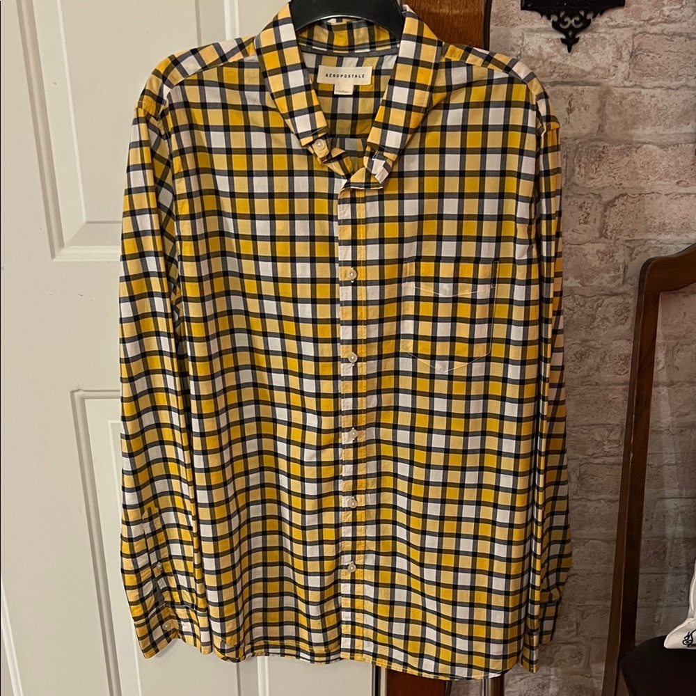 Aeropostale Men's Yellow and Black Checkered Shirt